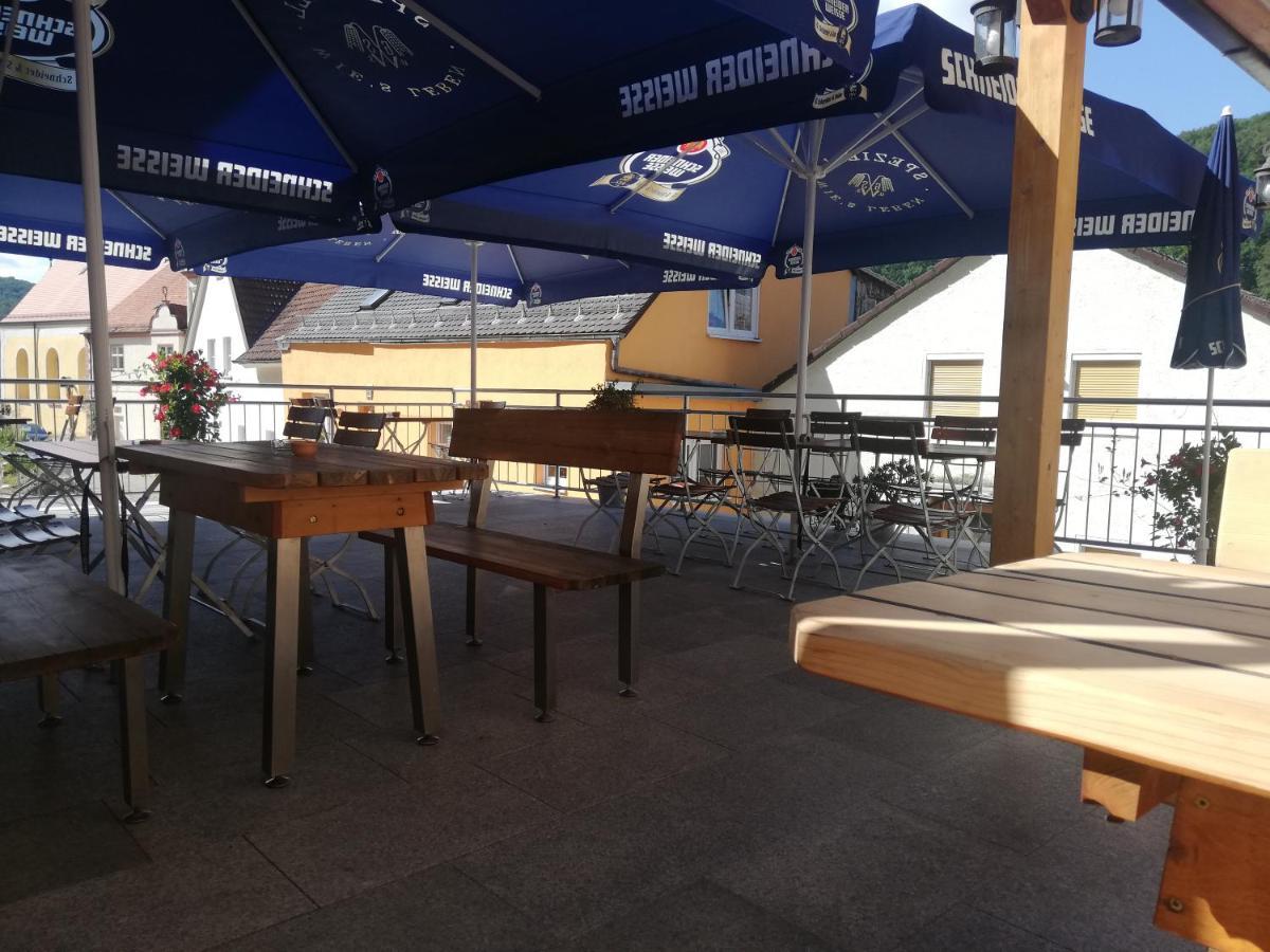 Gasthaus Felsenwastl Essing Exterior foto