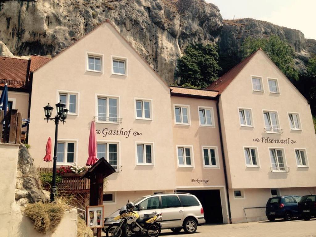 Gasthaus Felsenwastl Essing Exterior foto